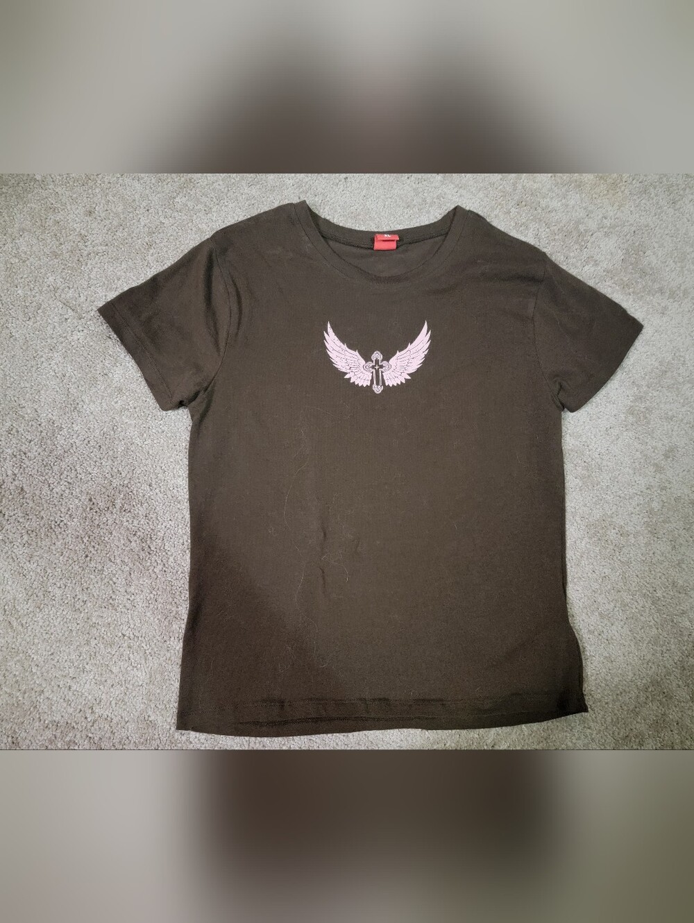 Brown Juniors T-Shirt with Pink Winged Cross Graphic Sz Xl